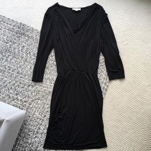 Amour Vert - Bamboo Faux Wrap Dress w/ Pockets